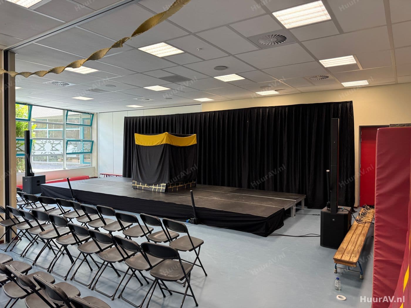 Sfeer- en podiumverlichting tijdens een evenement